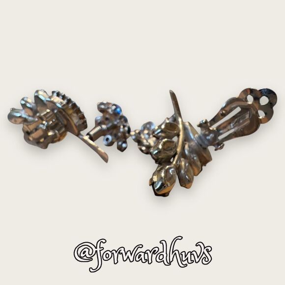 RARE AB Rhinestone Clip Earrings with Spring Attached Rhinestone Flower - Picture 5 of 8